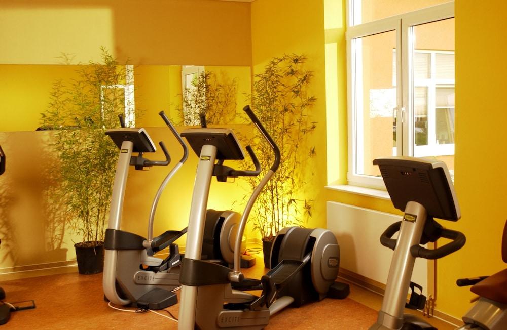 Best Western Premier Castanea Resort Hotel Adendorf Bagian luar foto