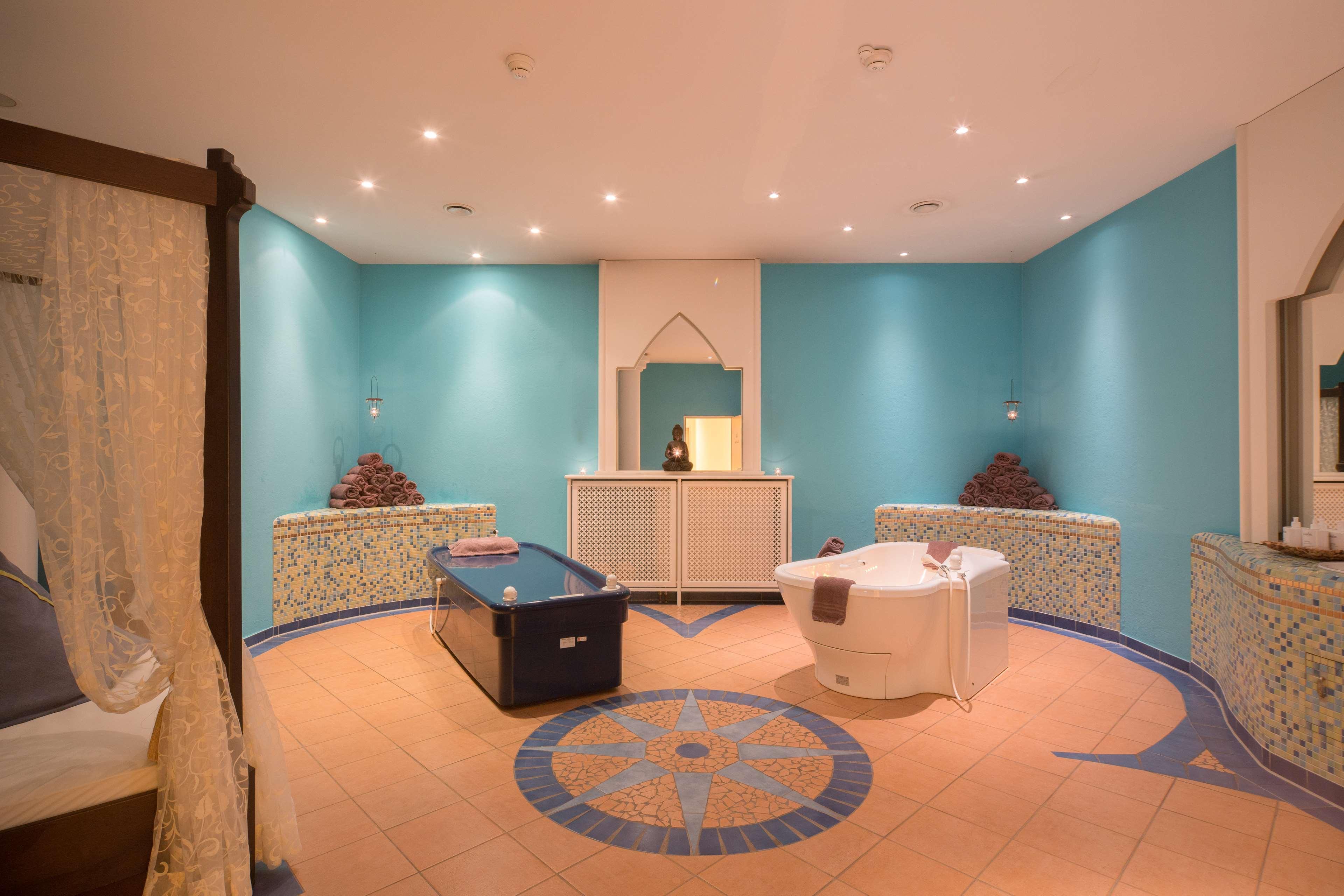 Best Western Premier Castanea Resort Hotel Adendorf Bagian luar foto